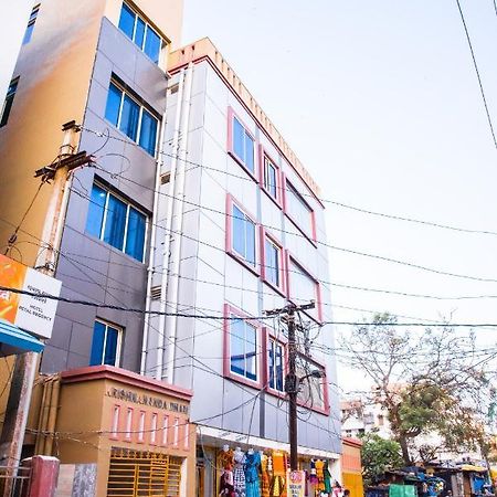 ホテルKrishnananda Dham プリ エクステリア 写真